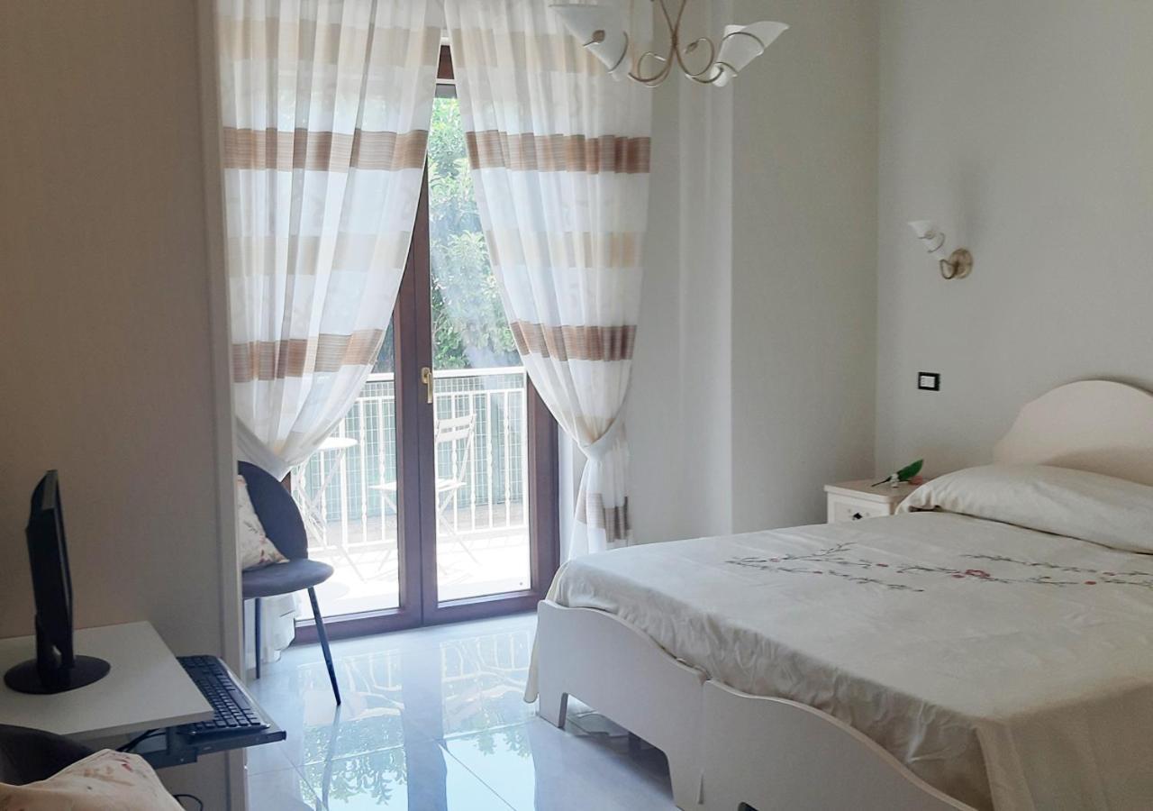Domus In Fonte Bed and Breakfast Scafati Εξωτερικό φωτογραφία